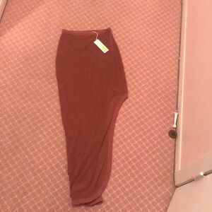 Mesh beach skirt with a slit